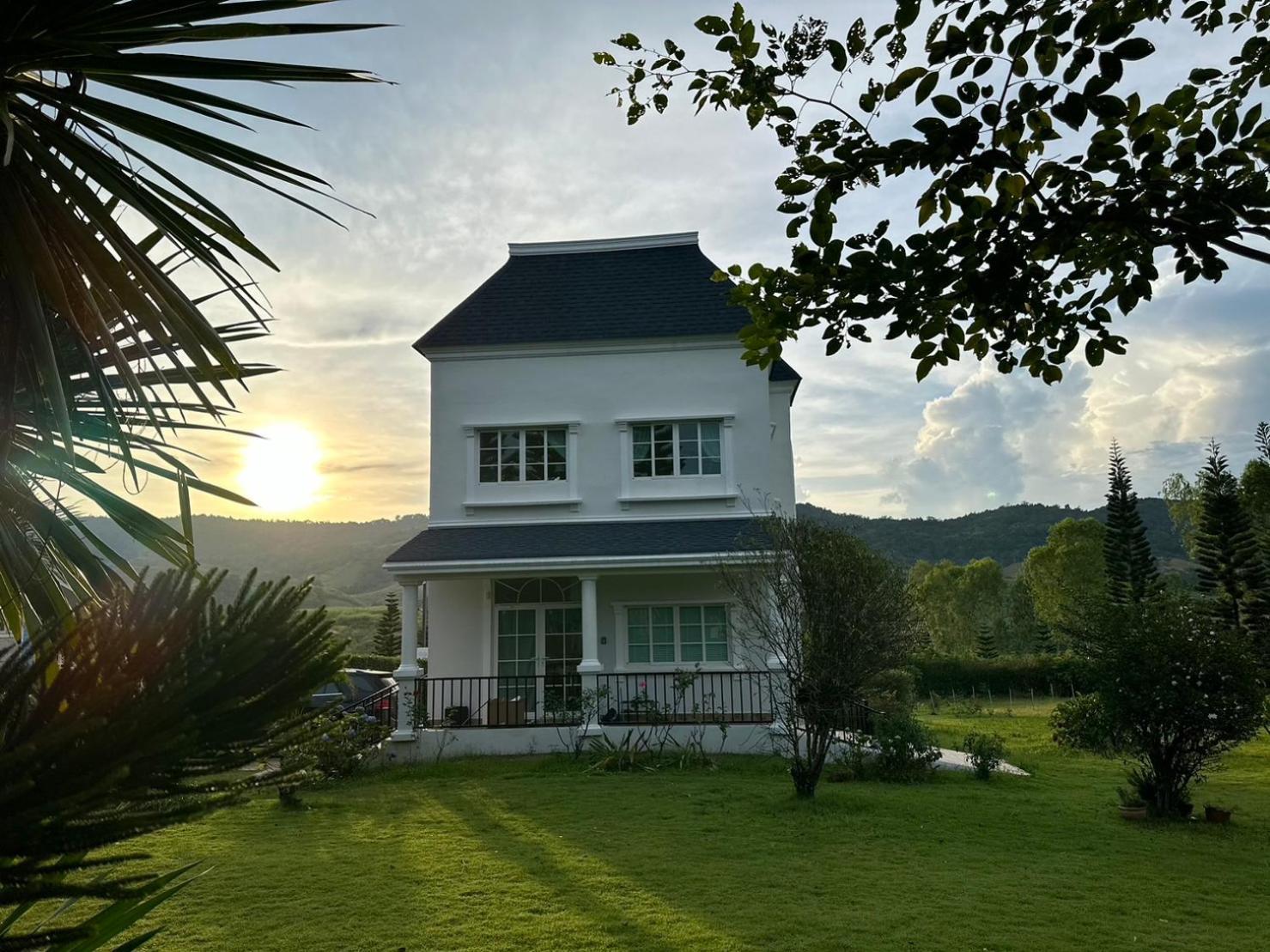Misty English Cottage Ban Non Na Yao Экстерьер фото