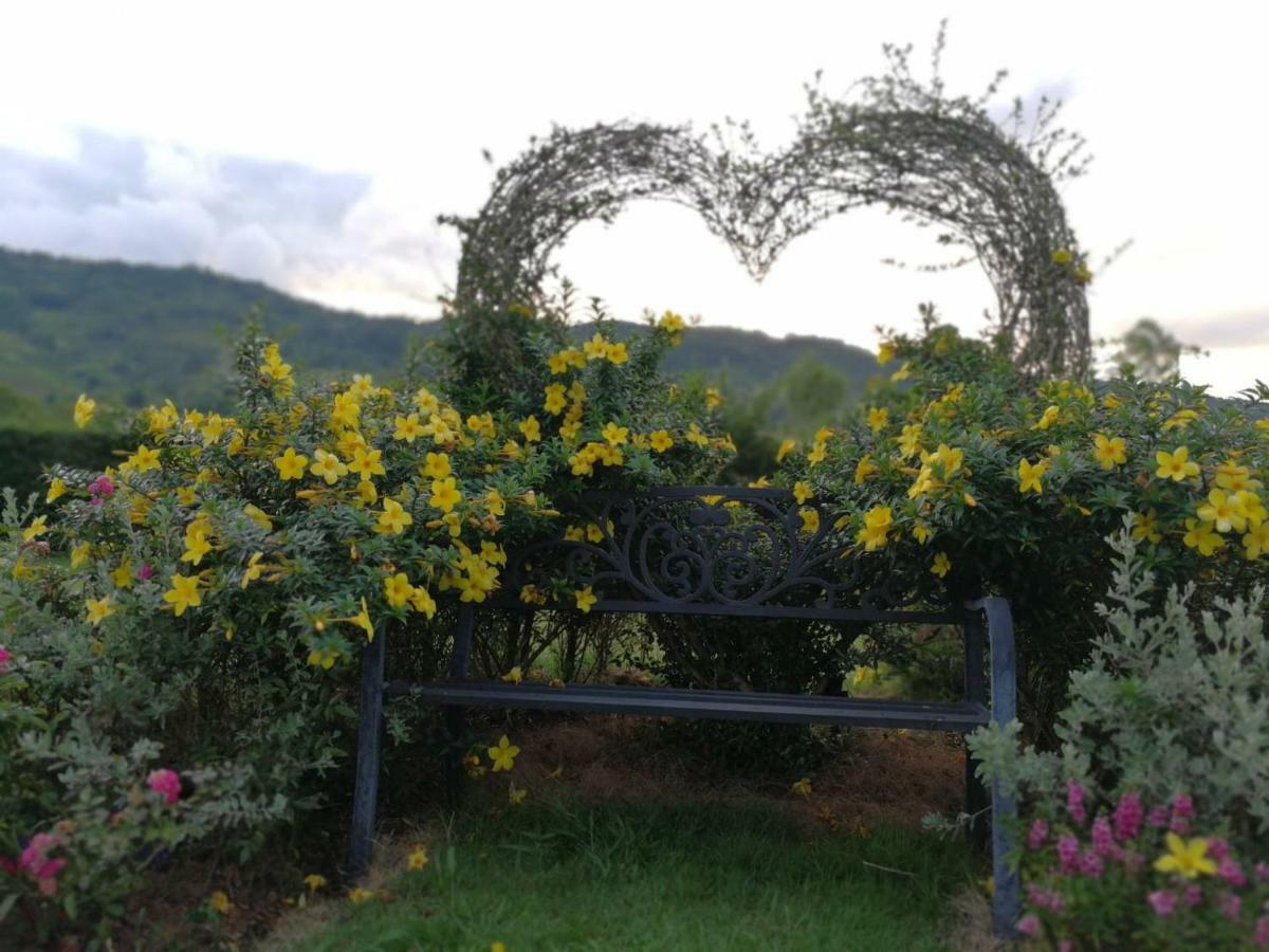 Misty English Cottage Ban Non Na Yao Экстерьер фото